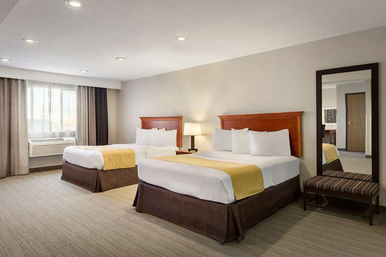 Bedroom 2, Country Inn & Suites by Radisson, Sidney, NE, Cheyenne