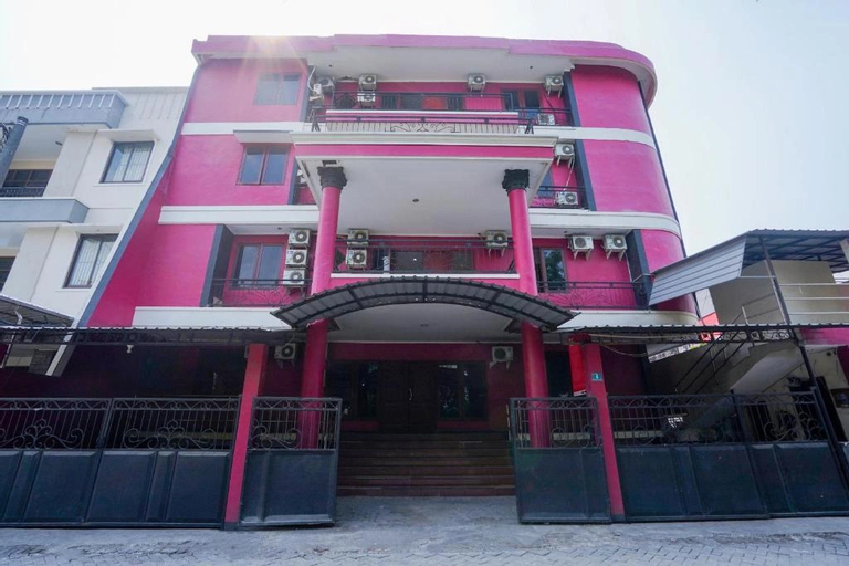Exterior & Views, Cozynest AA4 Surabaya, Surabaya