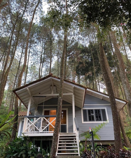 Exterior & Views 1