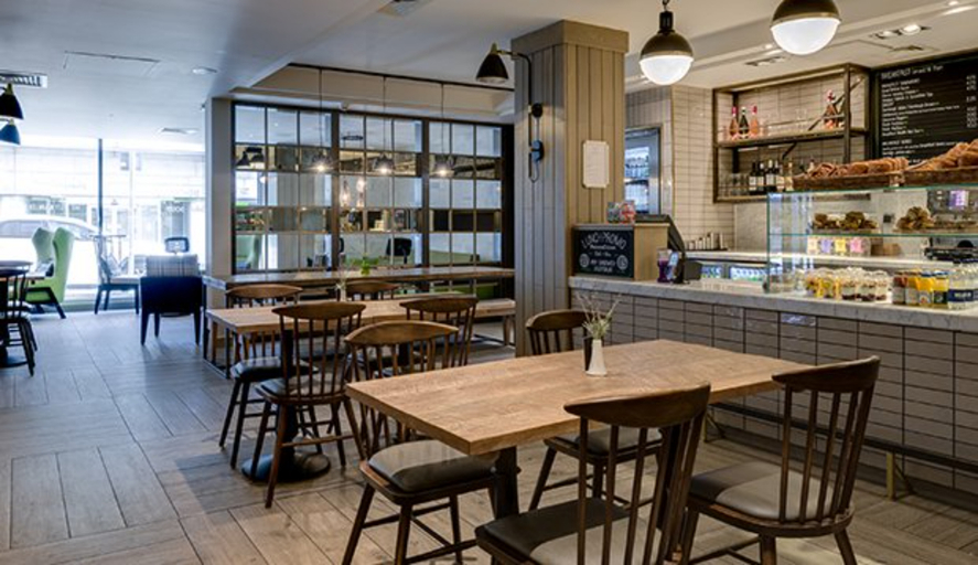 Food & Drinks 5, hub by Premier Inn Edinburgh - Royal Mile, Edinburgh