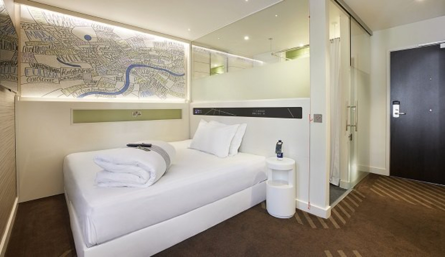 Bedroom 4, hub by Premier Inn Edinburgh Haymarket, Edinburgh