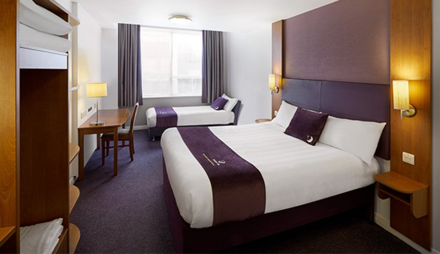 Bedroom 5, Premier Inn Edinburgh A7 - Dalkeith, Midlothian