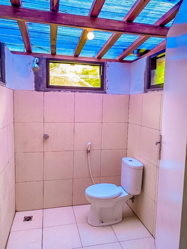 Bathroom 5, LaLassa Beach Club Tanjung Lesung, Pandeglang