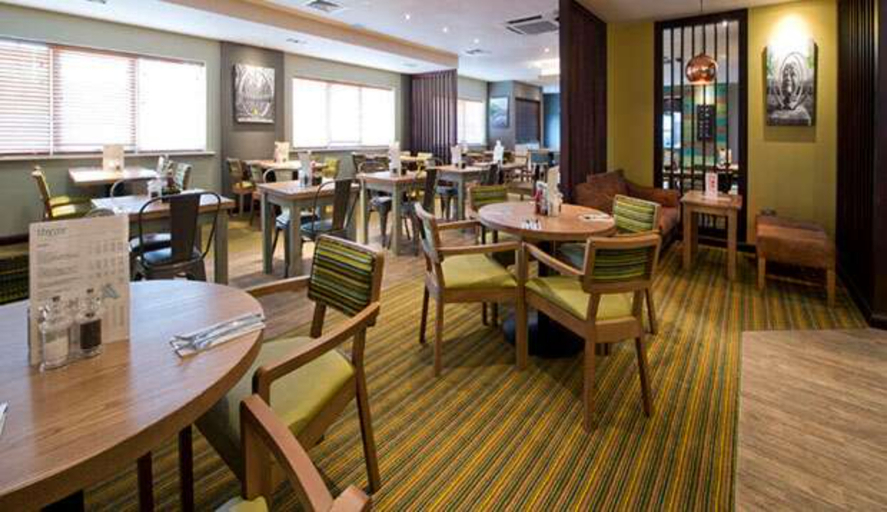 Food & Drinks 5, Premier Inn Glasgow Braehead, Glasgow