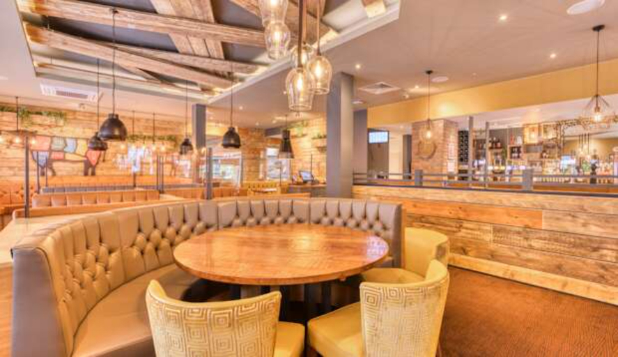 Food & Drinks 5, Premier Inn Glasgow - Hamilton, South Lanarkshire