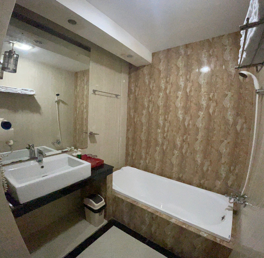 Bathroom 5, Grand Buana Lestari Hotel, Padang Pariaman