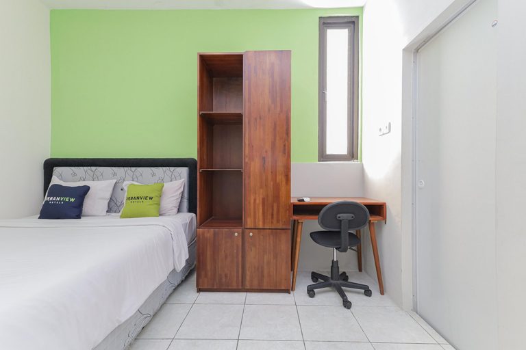 Bedroom 4, Urbanview K-15 Residence Gubeng Surabaya, Surabaya