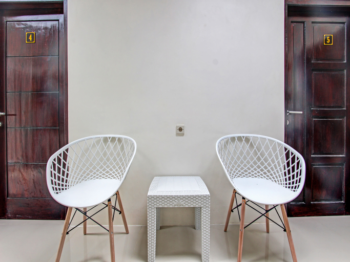Public Area 3, OYO 91816 Griya Putih, Bantul