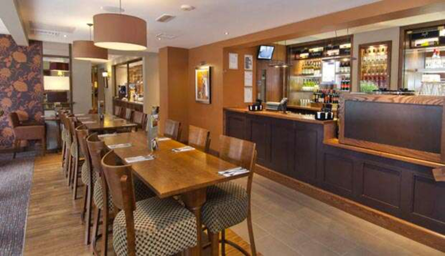 Food & Drinks 5, Premier Inn Leeds City Centre - Leeds Arena, Leeds