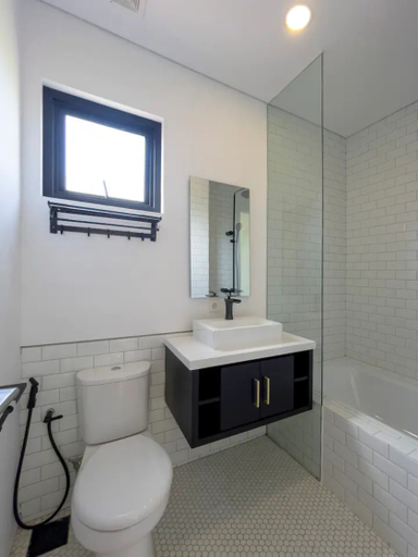 Bathroom 4, Dago Village F36 Villa Dago Haus, Bandung
