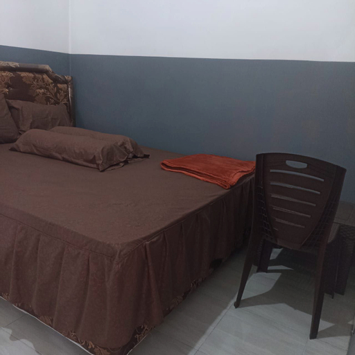 Bedroom 12