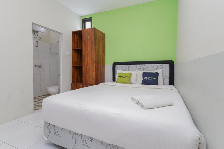 Bedroom 1, Urbanview K-15 Residence Gubeng Surabaya, Surabaya