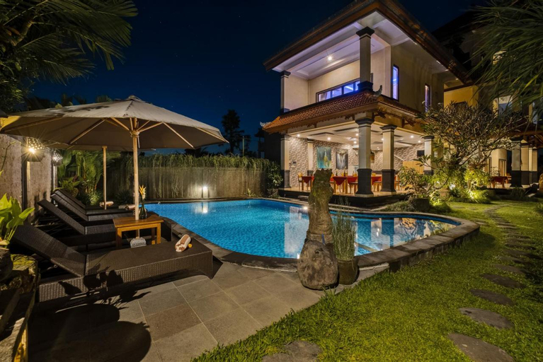 Swimming Pool 1