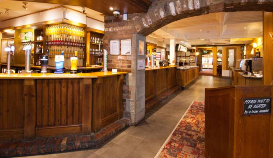 Food & Drinks 5, Premier Inn Leeds South - Birstall, Leeds