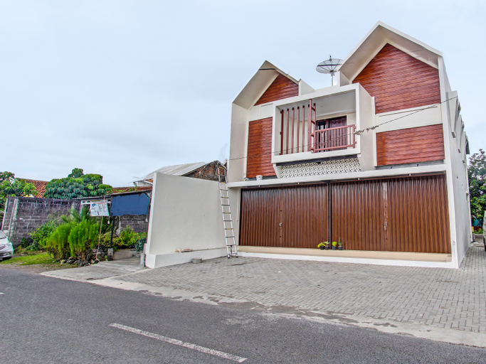 Exterior & Views 2, OYO 91816 Griya Putih, Bantul