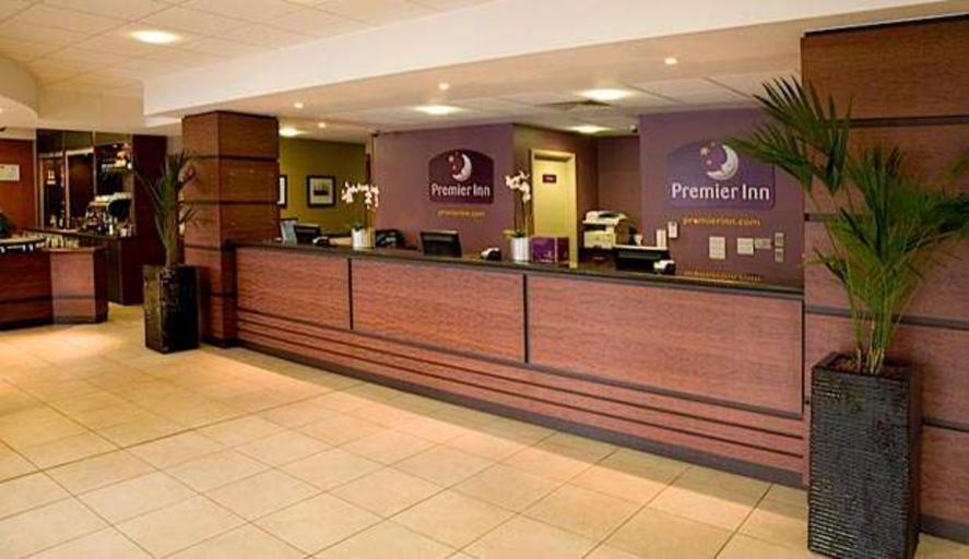Public Area, Premier Inn London City - Tower Hill, London