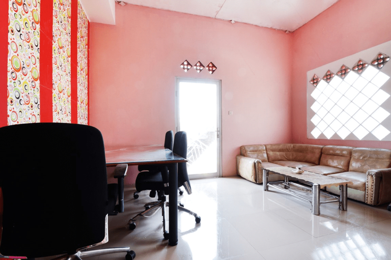 Others 4, HomeStay Setiabudi Bandung Syairah, Bandung