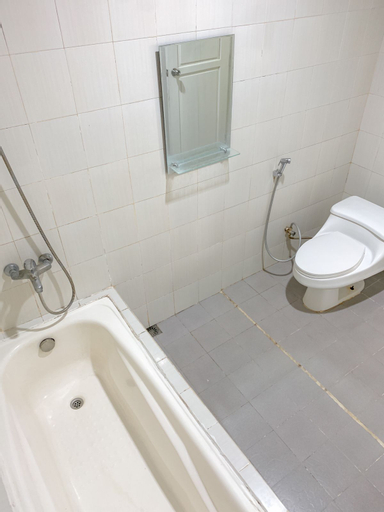 Bedroom 5, Wisma Zahra, Metro