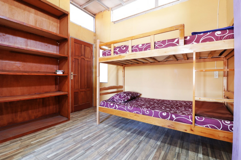 Bedroom 3, HomeStay Setiabudi Bandung Syairah, Bandung