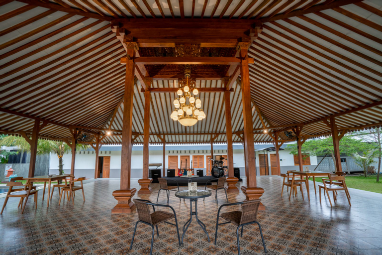 Food & Drinks 5, Hadipriyanto Homestay, Banyumas
