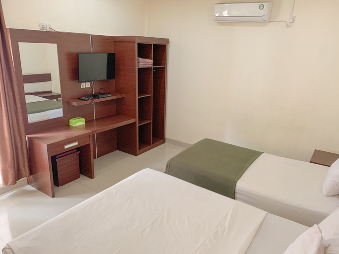 Bedroom 5, Wisma Zahra, Metro
