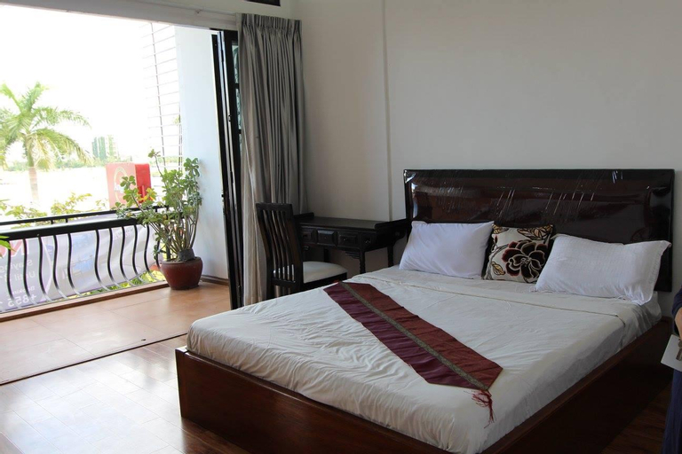 Bedroom 8
