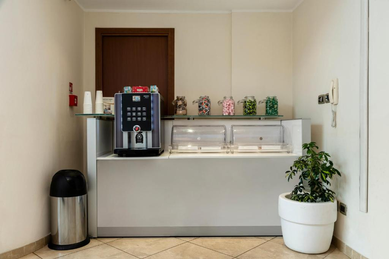Food & Drinks 5, ApartHotel Anghel, Siena