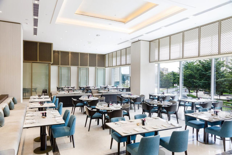 Food & Drinks 5, The Leela Bhartiya City, Bangalore