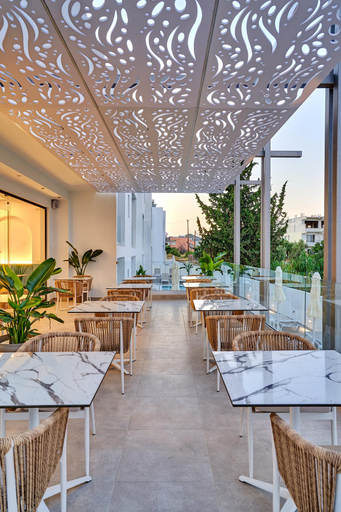 Food & Drinks 5, Hollywood Inn, South Aegean