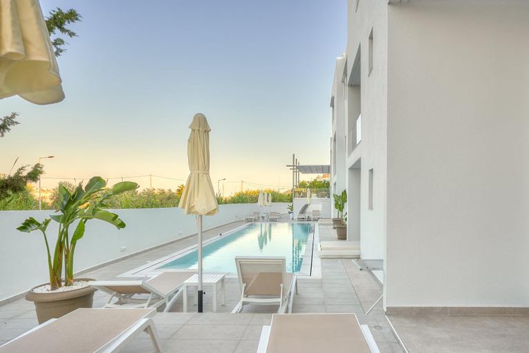 Sport & Beauty 3, Hollywood Inn, South Aegean