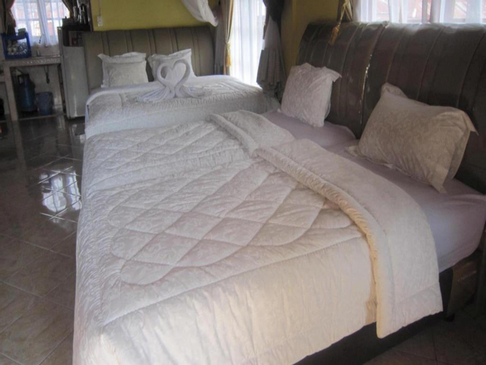 Bedroom 9