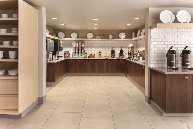 Food & Drinks, Country Inn & Suites by Radisson, Green Bay East, Brown