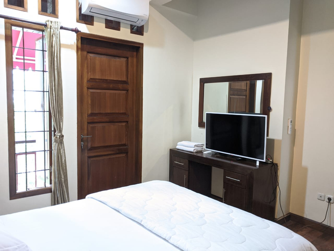 De Reiz Villa Dago Syariah35 3BR Family Only, Bandung