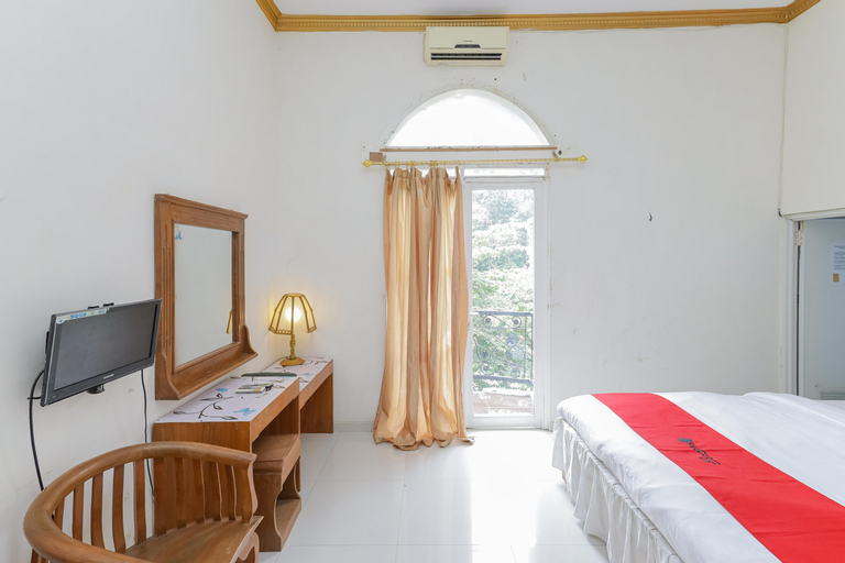 Bedroom 9