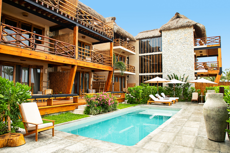 Sport & Beauty 3, Casa Joseph Zicatela, Dist. Pochutla