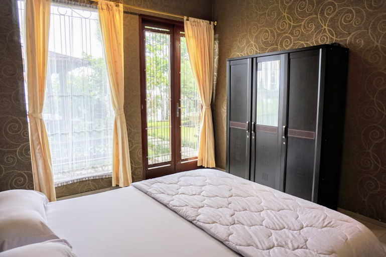 Bedroom, Villa Cemara Syariah 3BR, Bandung