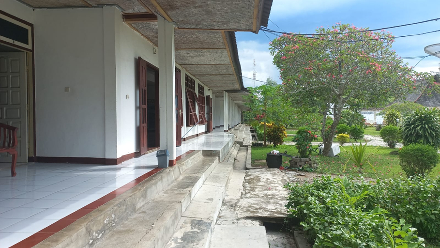 Exterior & Views 1, Pantai Pede Permai Hotel, West Manggarai