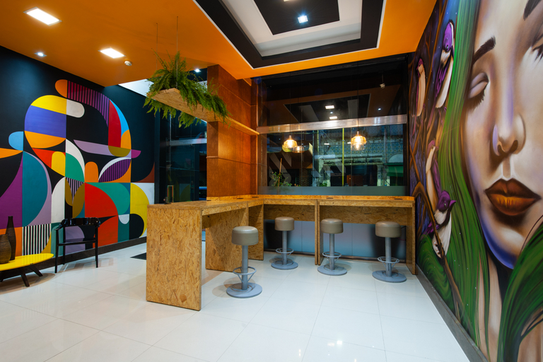 Public Area 2, Mural Living Hotel Manaus, Maués