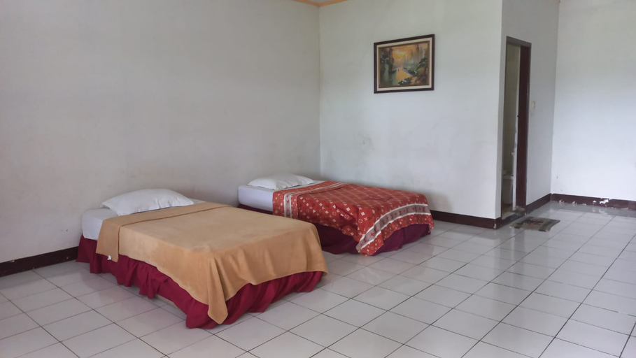 Bedroom 4, Pantai Pede Permai Hotel, West Manggarai