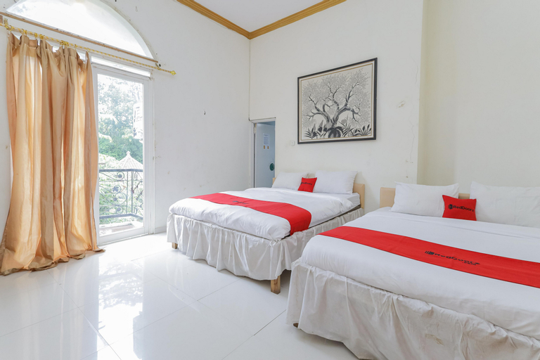 Bedroom 8