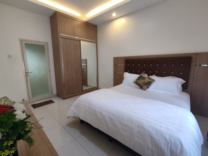 Bedroom 2, Villa Toriq Syariah, 3BR with Private Swimming Pool (Family Only), Padang