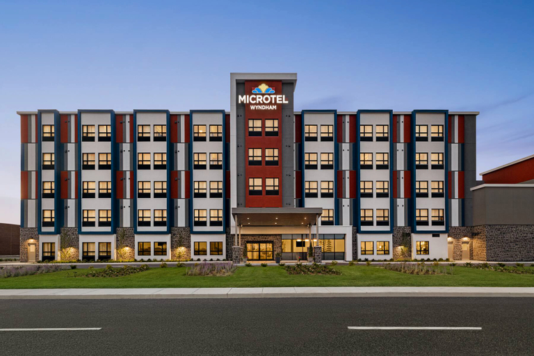 Microtel Inn & Suites Montreal Airport - Dorval QC, Montréal