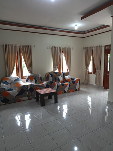 Others 5, Cemara Homestay, Bandung