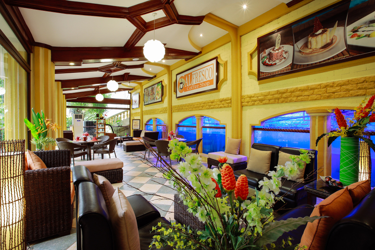 Food & Drinks 4, Paradise Garden Resort Hotel & Convention Center Boracay powered by ASTON, Malay