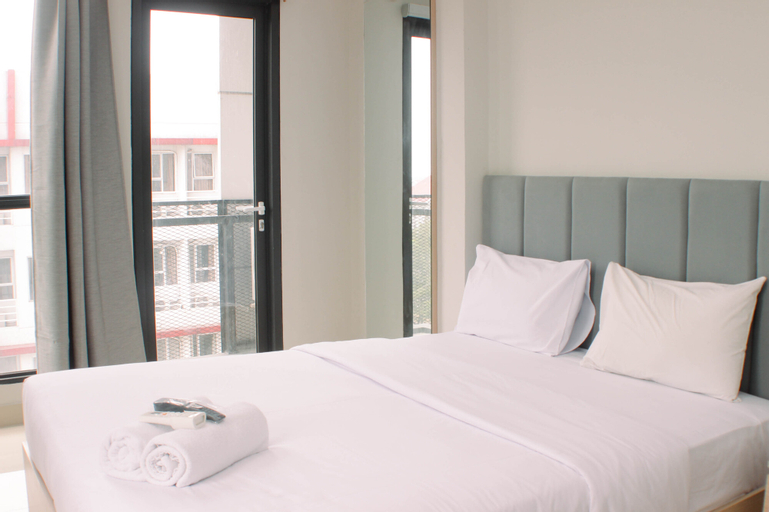 Fully Furnished Studio with Comfortable Design Monroe Tower Apartment By Travelio, Cikarang