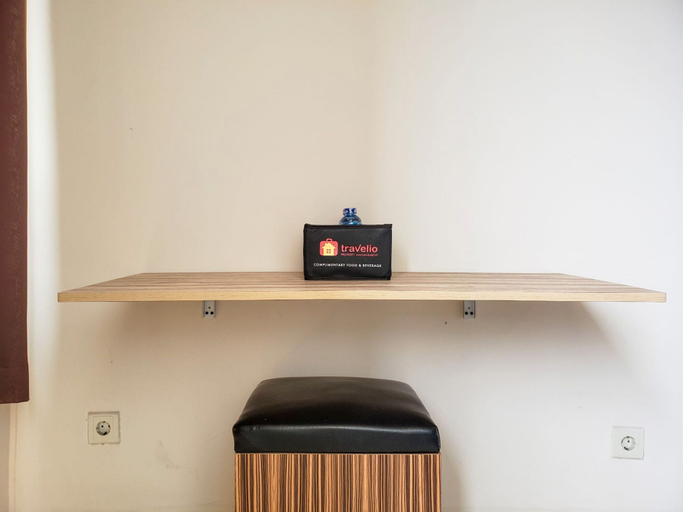 Others 4, Cozy Studio at Cinere Bellevue Suites Apartment By Travelio, Depok