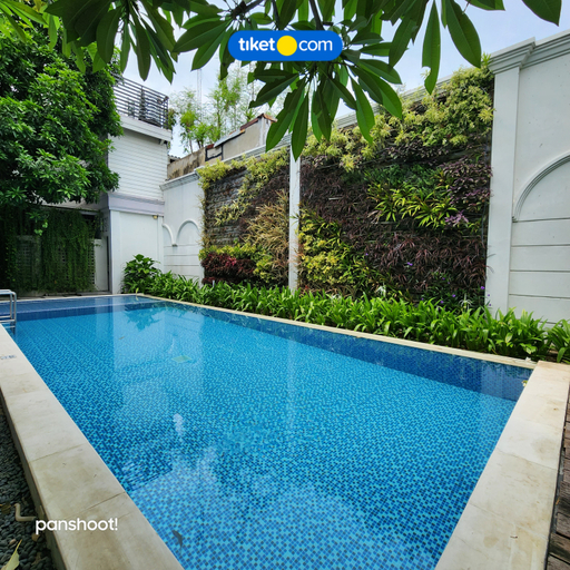 Sport & Beauty 2, Rumah Kertajaya, Surabaya