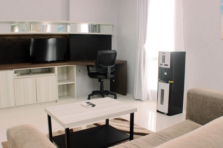 Others 2, Big and Cozy Studio at Azalea Suites Apartment By Travelio, Cikarang