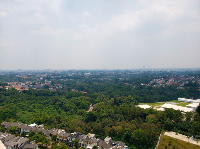 Exterior & Views 5, Cozy Studio at Cinere Bellevue Suites Apartment By Travelio, Depok