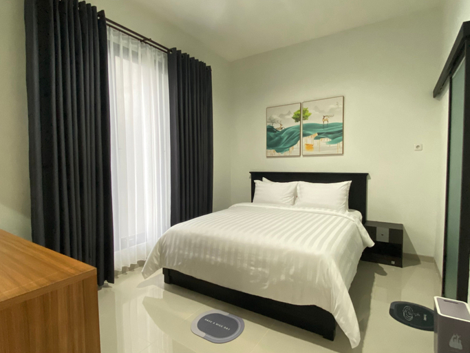 Bedroom 4, i Two Panorama Villas, Malang